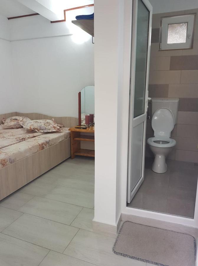 Casa Simona 호텔 Două Mai 외부 사진