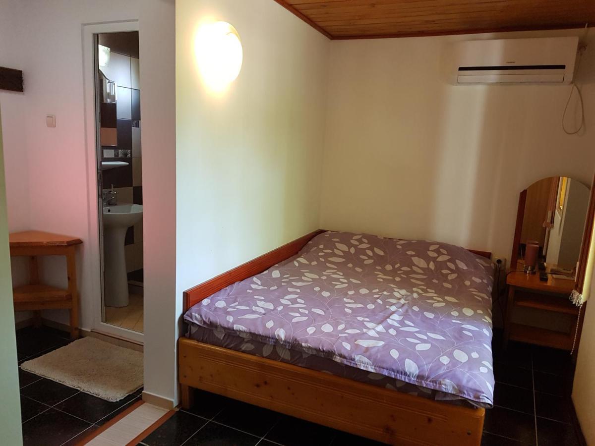 Casa Simona 호텔 Două Mai 외부 사진