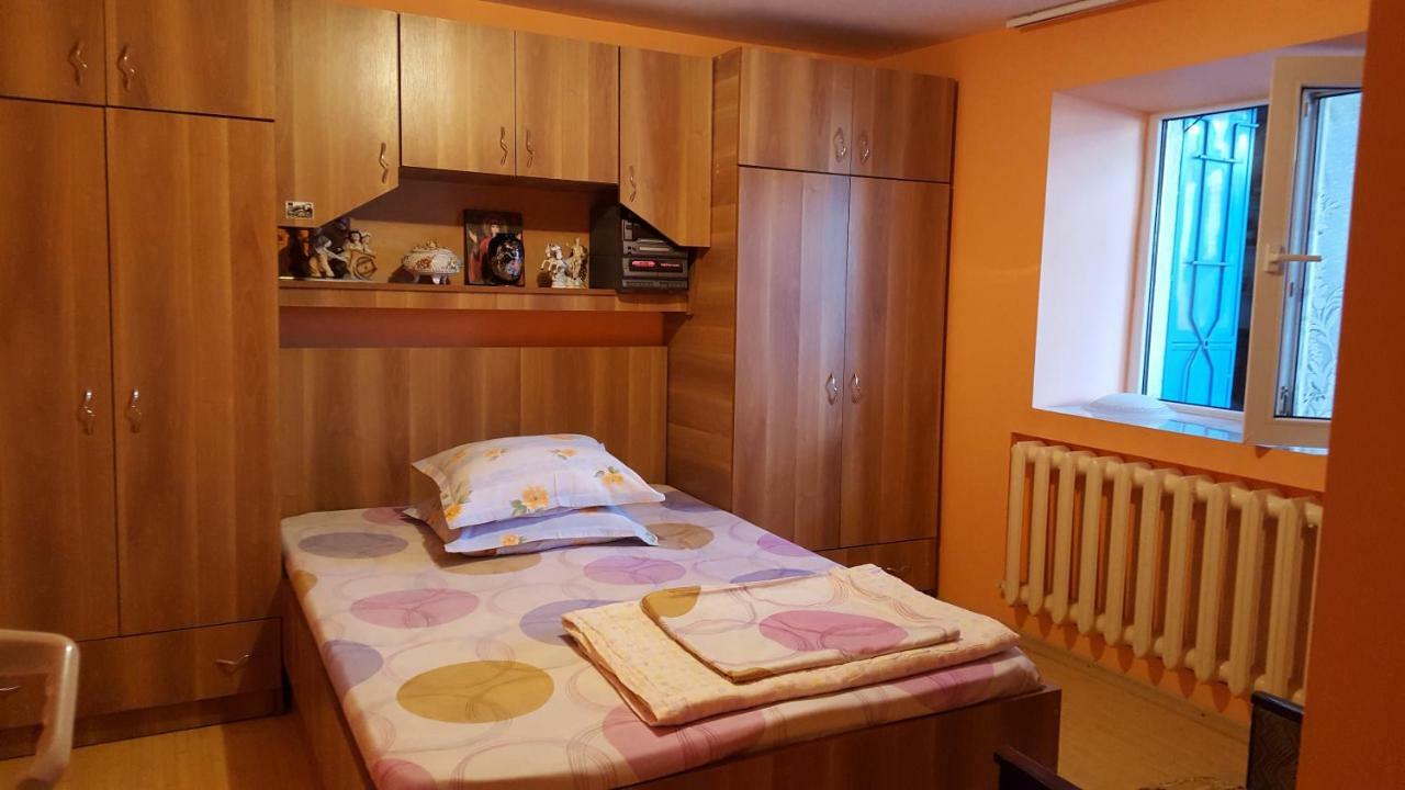 Casa Simona 호텔 Două Mai 외부 사진